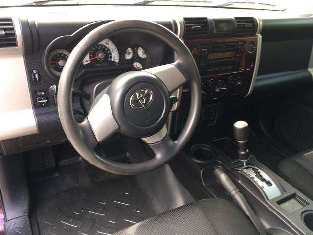 Toyota FJ Cruiser 2007 photo 11